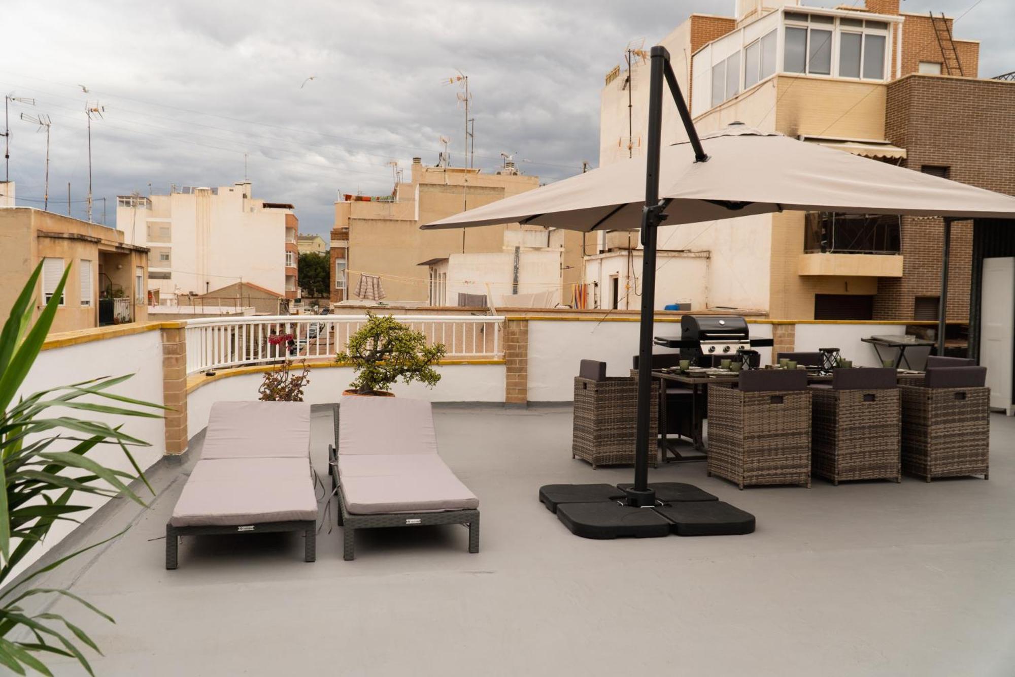 Parsami Suites Santa Pola Eksteriør bilde