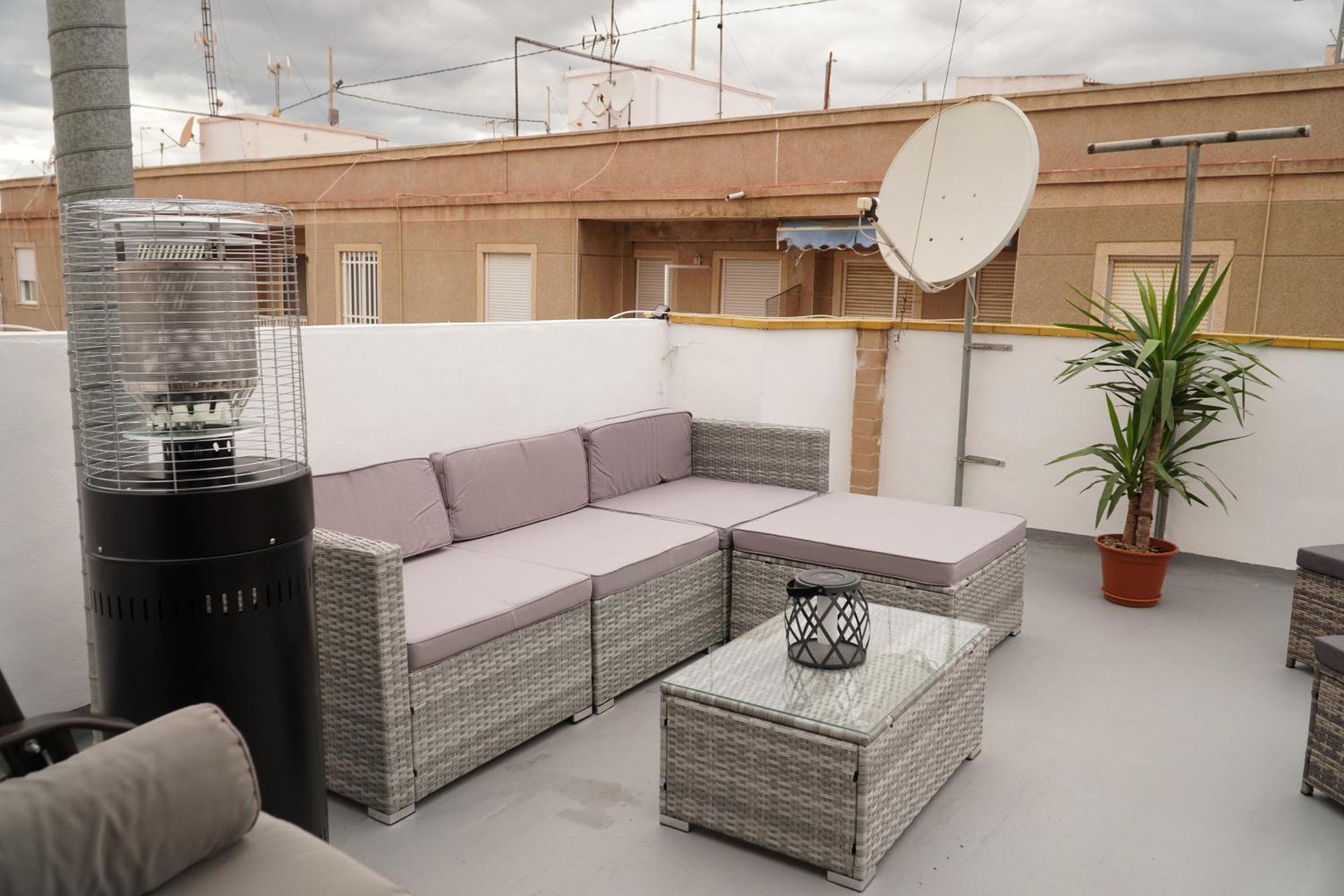 Parsami Suites Santa Pola Eksteriør bilde